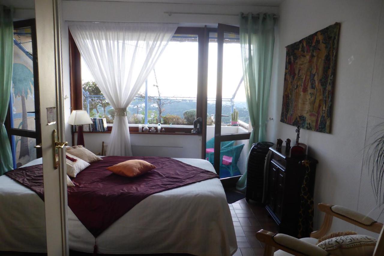 Nouveau ! Chambre D'Hote Insolite Privee " Coeurs De Pirates A Bali En Provence" Spa Sauna Massages Dans Cadre Exotique D'Amenagements Exterieurs D'Exception Ete Comme Hiver Bienvenue !!! Cavalaire-sur-Mer Ngoại thất bức ảnh