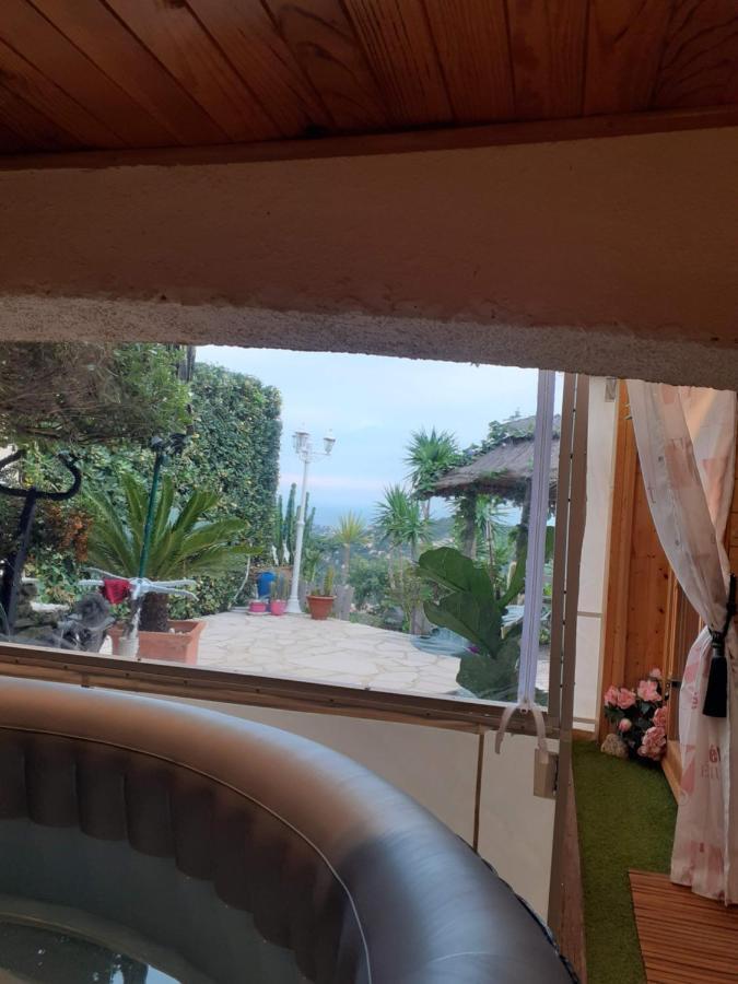 Nouveau ! Chambre D'Hote Insolite Privee " Coeurs De Pirates A Bali En Provence" Spa Sauna Massages Dans Cadre Exotique D'Amenagements Exterieurs D'Exception Ete Comme Hiver Bienvenue !!! Cavalaire-sur-Mer Ngoại thất bức ảnh