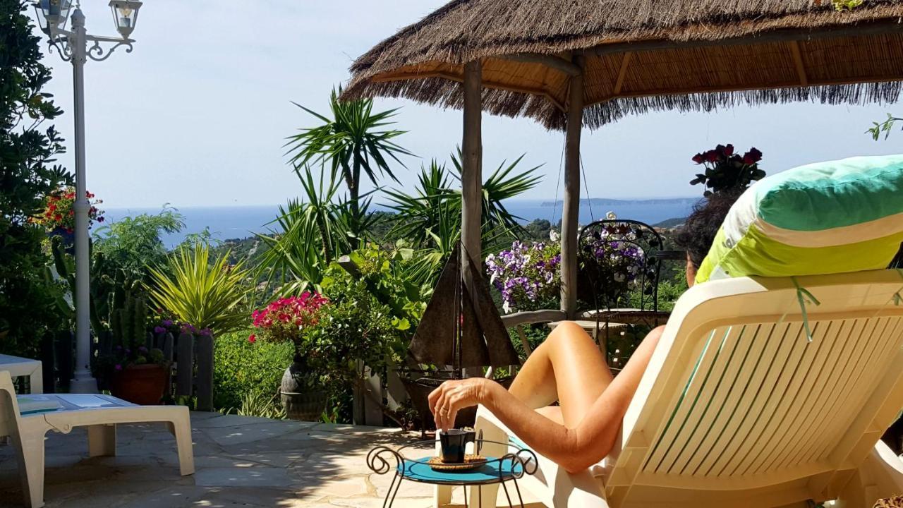 Nouveau ! Chambre D'Hote Insolite Privee " Coeurs De Pirates A Bali En Provence" Spa Sauna Massages Dans Cadre Exotique D'Amenagements Exterieurs D'Exception Ete Comme Hiver Bienvenue !!! Cavalaire-sur-Mer Ngoại thất bức ảnh