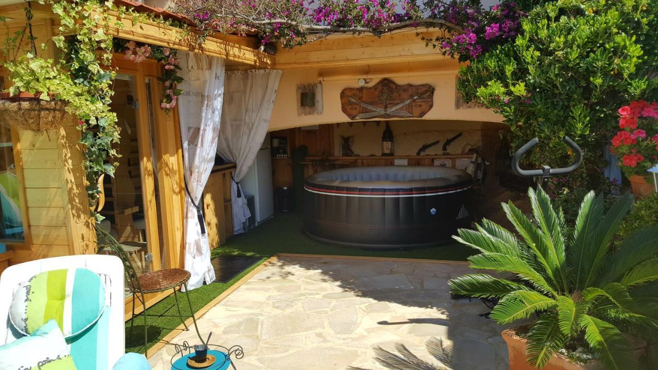 Nouveau ! Chambre D'Hote Insolite Privee " Coeurs De Pirates A Bali En Provence" Spa Sauna Massages Dans Cadre Exotique D'Amenagements Exterieurs D'Exception Ete Comme Hiver Bienvenue !!! Cavalaire-sur-Mer Ngoại thất bức ảnh