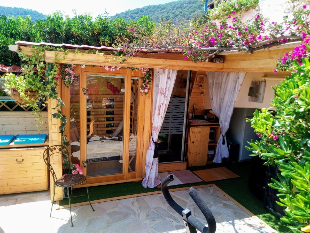 Nouveau ! Chambre D'Hote Insolite Privee " Coeurs De Pirates A Bali En Provence" Spa Sauna Massages Dans Cadre Exotique D'Amenagements Exterieurs D'Exception Ete Comme Hiver Bienvenue !!! Cavalaire-sur-Mer Ngoại thất bức ảnh